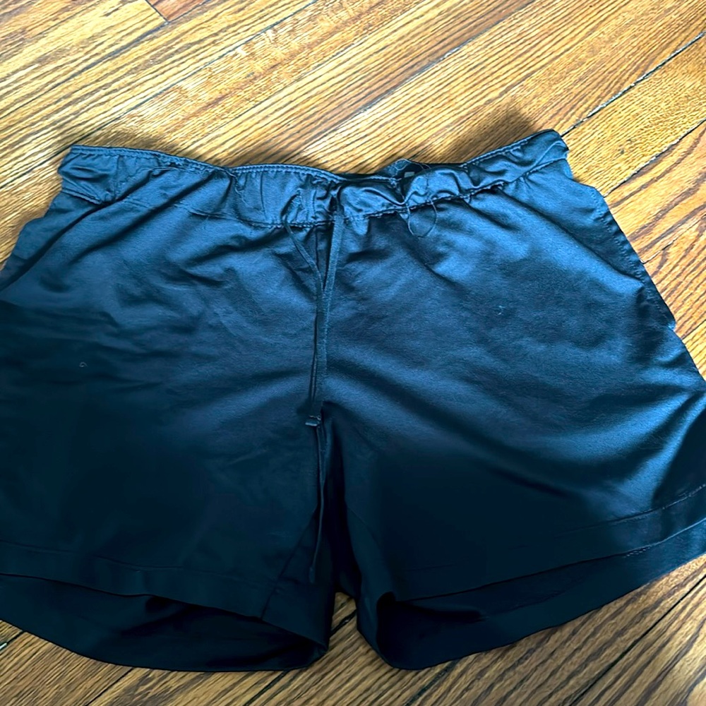 Nike Dri-Fit woman’s shorts !